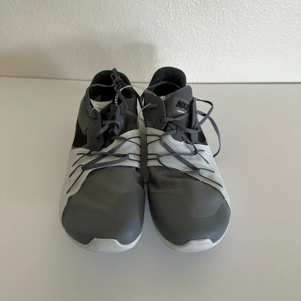 Nike‎ Zoom Forever XC 5 Track and Field Shoes Men's Sz 12.5 Spikes Brand New